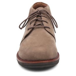 dansko jake chukka boots